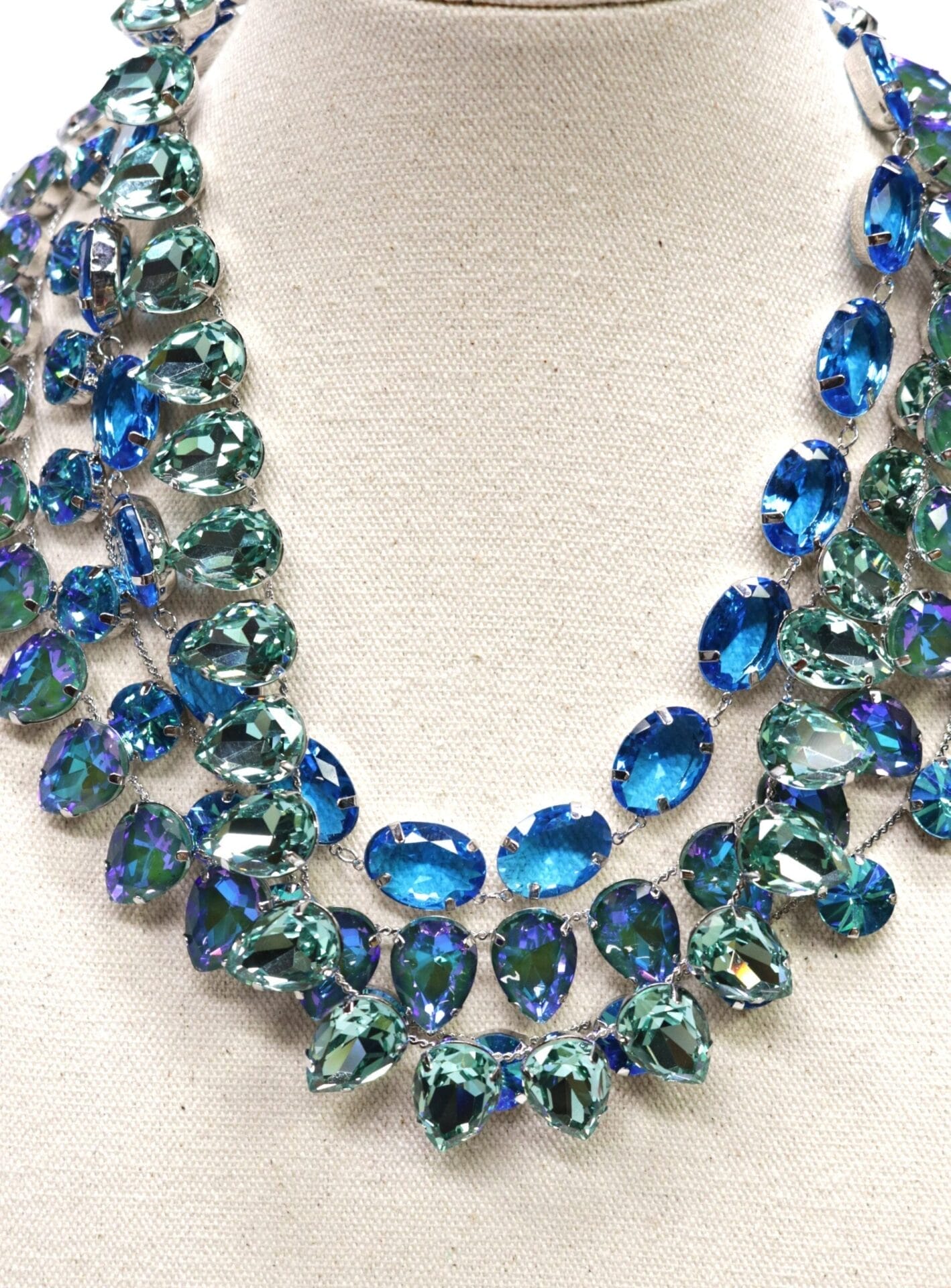 Aqua Blue Sea Green Chrysolite Necklace in Anna Wintour style - Image 5