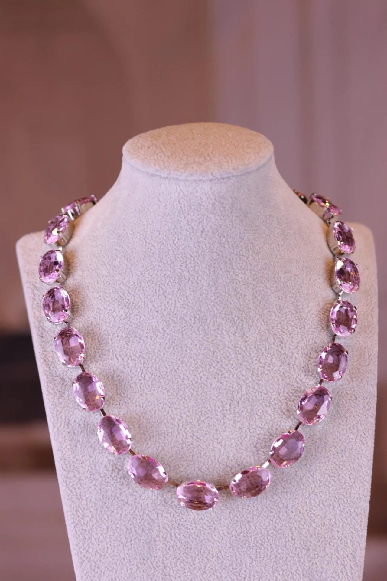 pink oval necklace